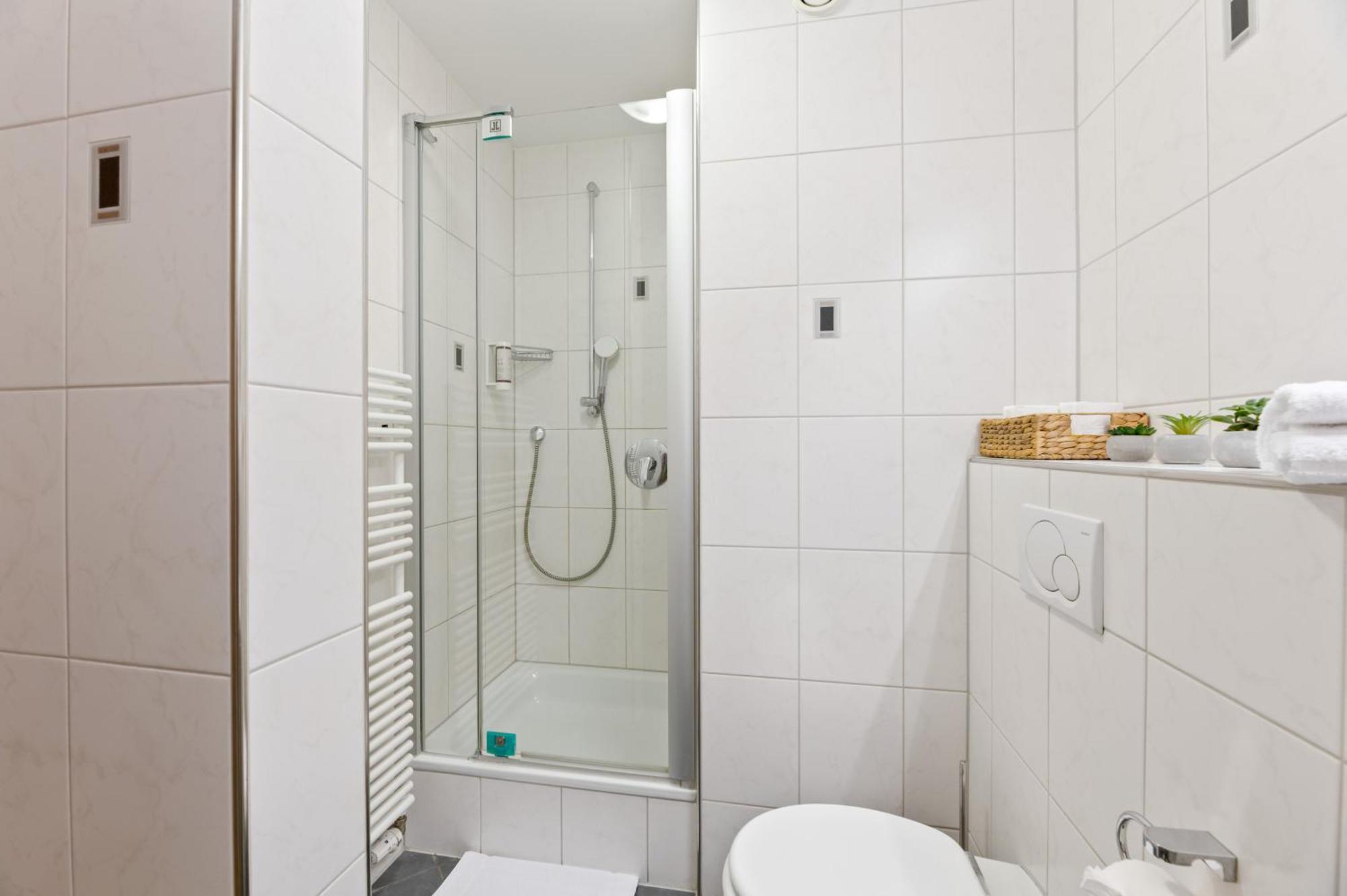 Steiners Hotel Airport-Messe Stuttgart Eksteriør billede