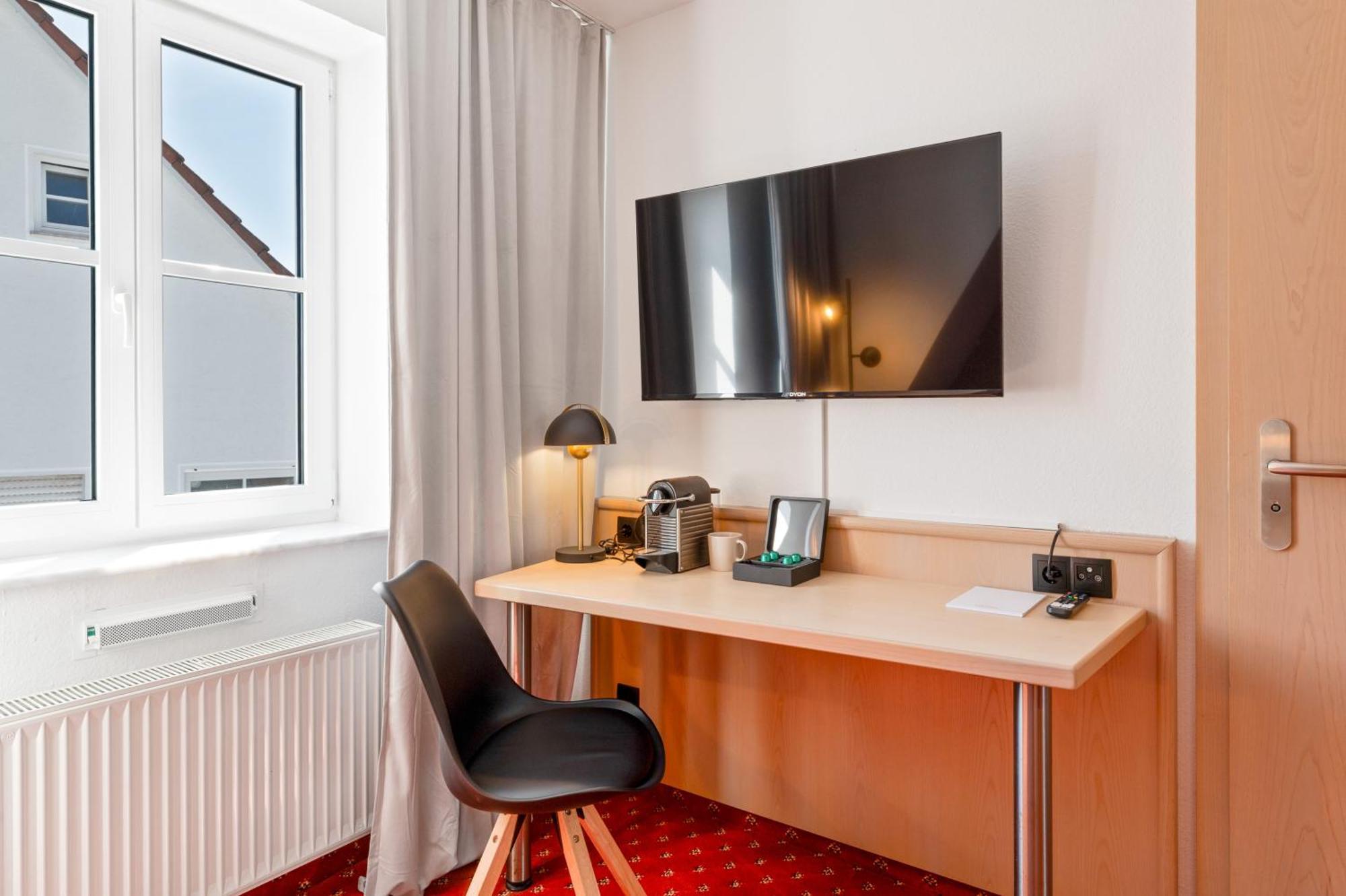 Steiners Hotel Airport-Messe Stuttgart Eksteriør billede